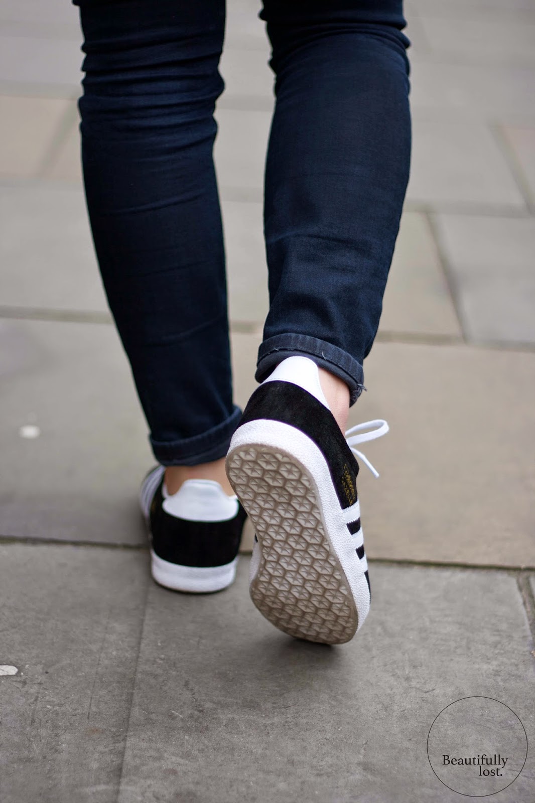 adidas gazelle black and white on feet adidas gazelle black and white on feet